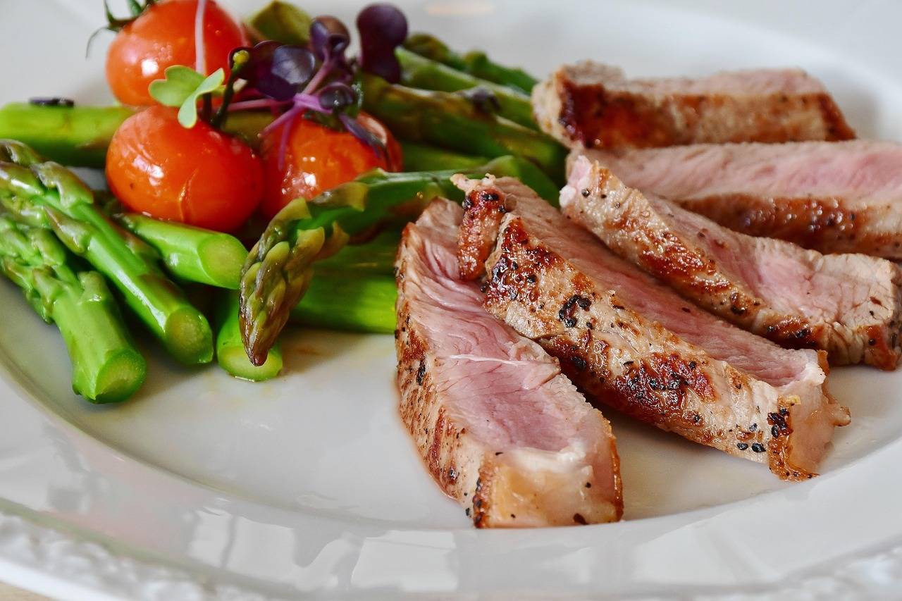 Co jeść na diecie 1200 kcal aby nie chodzić głodnym?